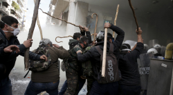 10,000 Greek Farmers Stage Massive Revolt In Athens, Destroy Police Cars