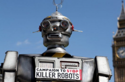 AI Researcher Warns Skynet Killer-Robots "Easier To Achieve That Self-Driving Cars"
