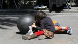 40% Of Spanish Children Live In Poverty 40% Of Spanish Children Live In Poverty