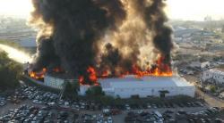 Stunning Photos Of Four-Alarm Baltimore Warehouse Fire Emerge - Live Feed