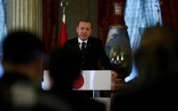 Turkish Lira Tumbles As Erdogan Re-Escalates US Tensions Turkish Lira Tumbles As Erdogan Re-Escalates US Tensions