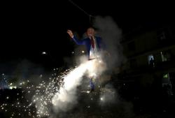 Mexicans Burn Donald Trump Effigies To Celebrate Easter Mexicans Burn Donald Trump Effigies To Celebrate Easter