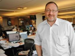 Seth Klarman Warns Trump's "Erratic, Overconfidence" Could End Dollar Hegemony