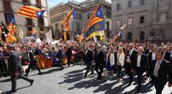 "They've Lost The Plot" - 700 Catalan Mayors Defy Spanish Government Amid Police Raids