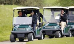 One Day After Threatening The UK, Obama Plays Golf With David Cameron
